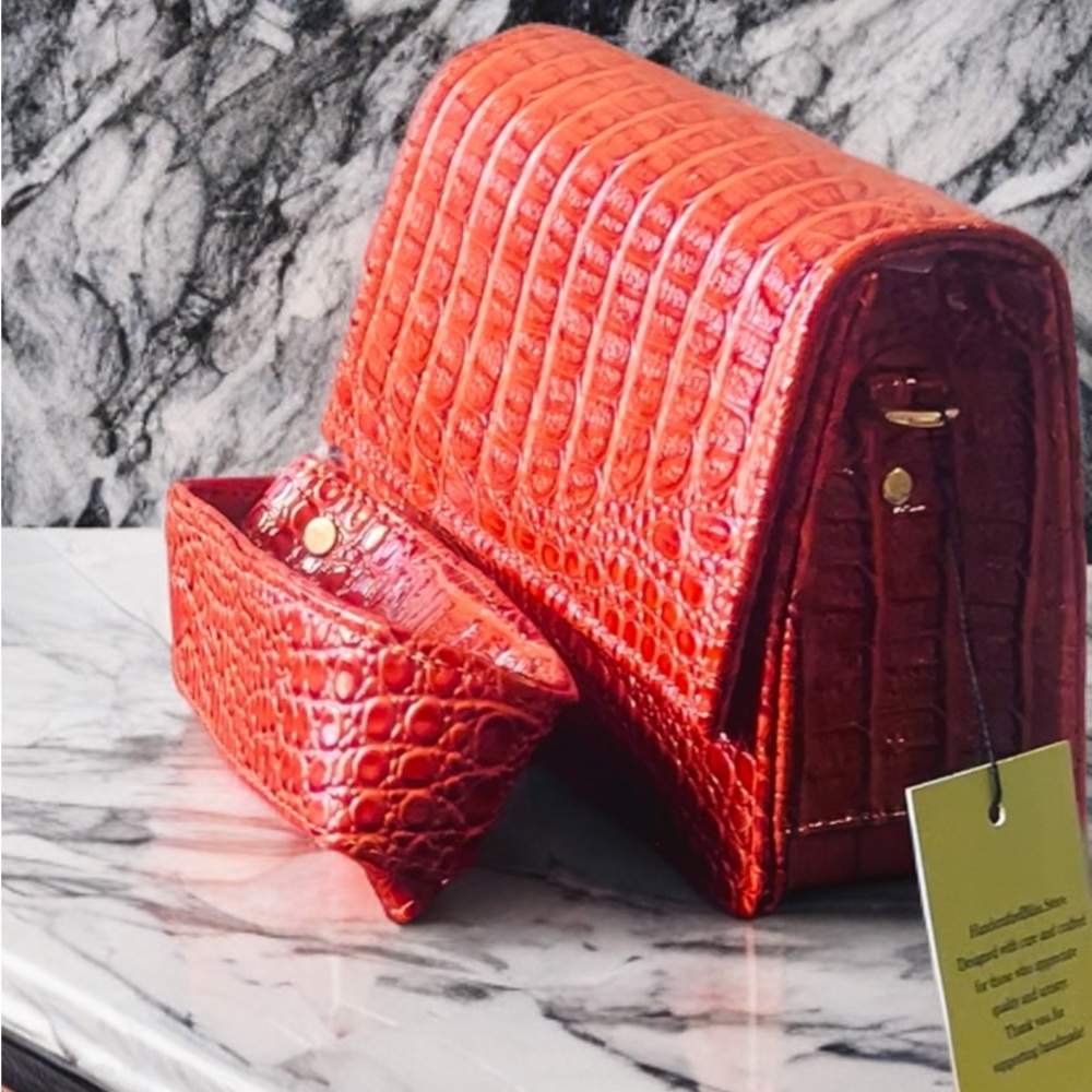 Elegant Orange Crocodile-Embossed Women's Bag
